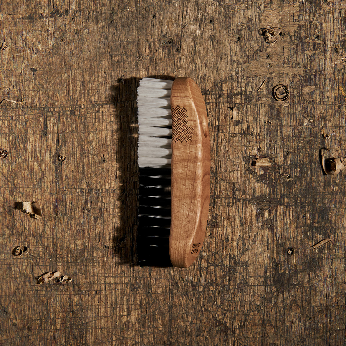 equestrian face brush